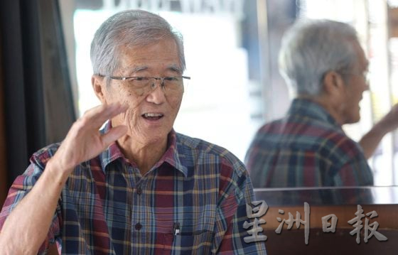 【大城小镇/02】一条街8家金店,隐形富豪在庇朥?