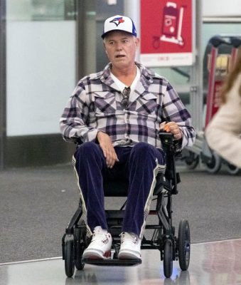去年确诊渐冻人症 53岁艾力丹病逝