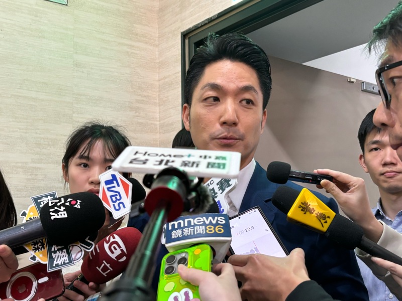 台北推育儿新政 家有12岁以下孩童 父母每日减1小时工时