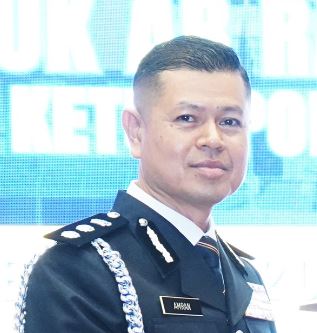已签发/大年初一喜讯·3华裔警官擢升·胡传发任柔佛州副总警长