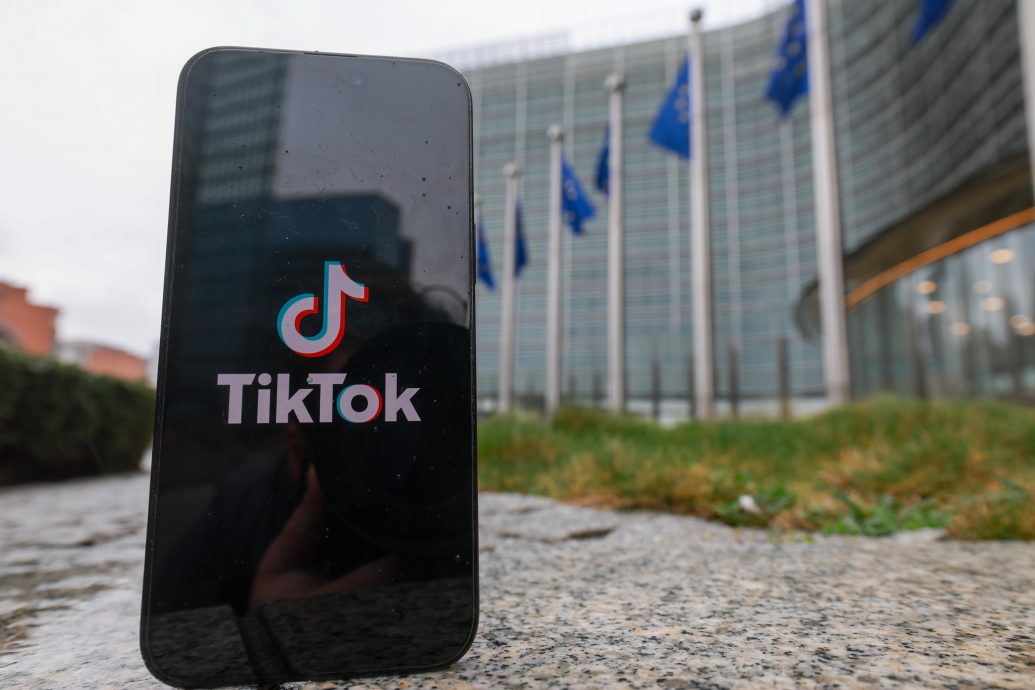 看世界/欧盟控TikTok程式“让人上瘾” 要求改善否则开罚