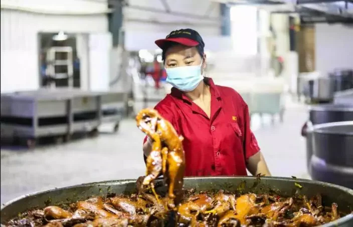 预制菜国标出炉!保质期最长12个月 卫健委定调:非中央厨房、禁用防腐剂