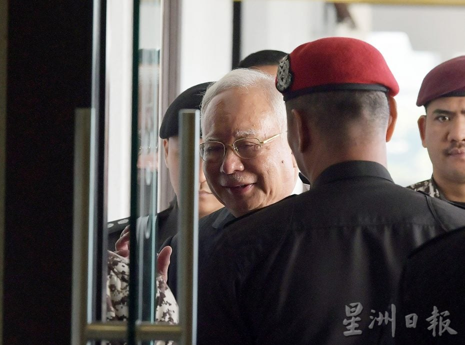 纳吉SRC民事案/余静萍:纳吉账户交易信件由刘特佐指示拟定