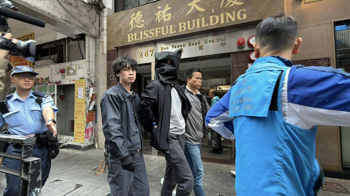 两男携千万港元遇劫 O记警员早已埋伏当场捉匪