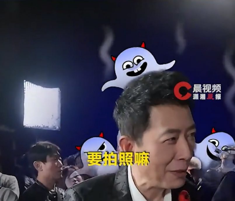 潜水被强拔呼吸器威胁拍照 戴军为保命无奈就范