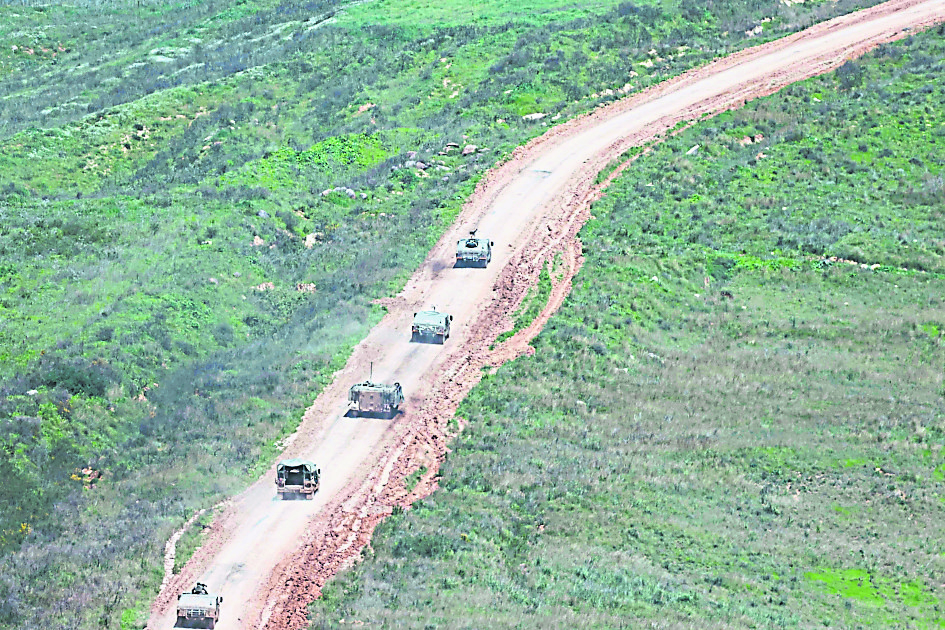 胡塞正式参战援伊 2度射导弹炸以 威胁红海航运