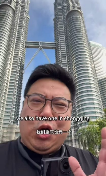 视频|因模仿爆红 “中国特朗普”来马过年 带父母狂吃猫山王