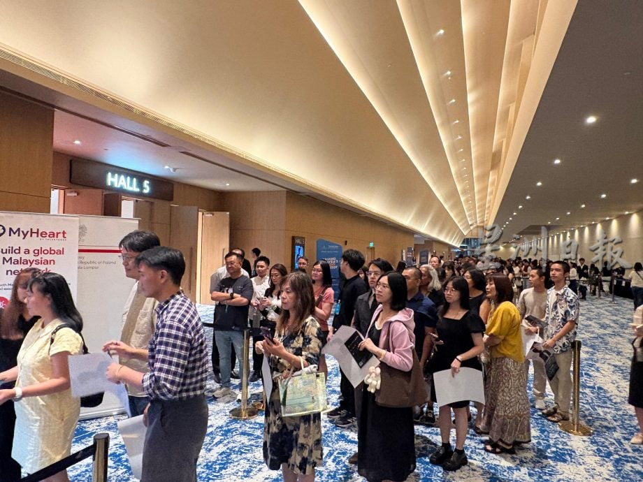 (全国版)王文升荣归家乡槟城演出 850座位 全场爆满