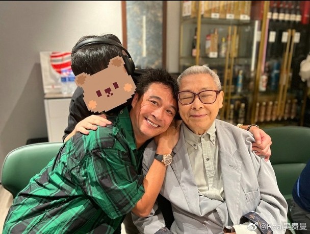 94岁刘兆铭7种病痛缠身 罕有现身聚会近况曝光