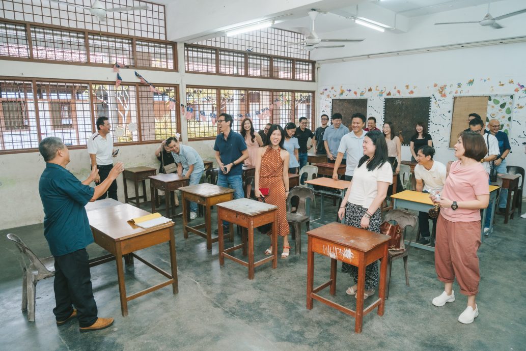 学海学记|主文|南华校友三十年再聚首 重温青春岁月 再叙师生情谊