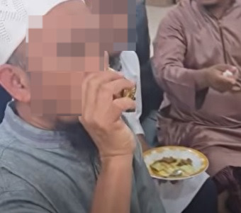 相信饮用机油能“增强体力” 印尼青年荒唐行径引哗然