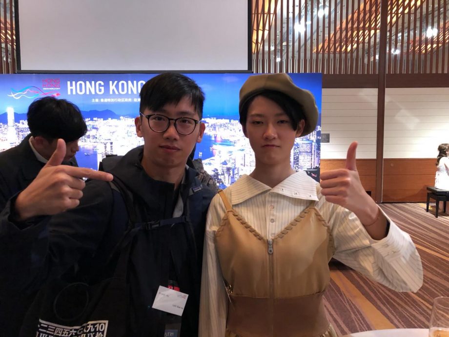 见证廖子妤封后时刻 刘国瑞泪忆闯港革命情感