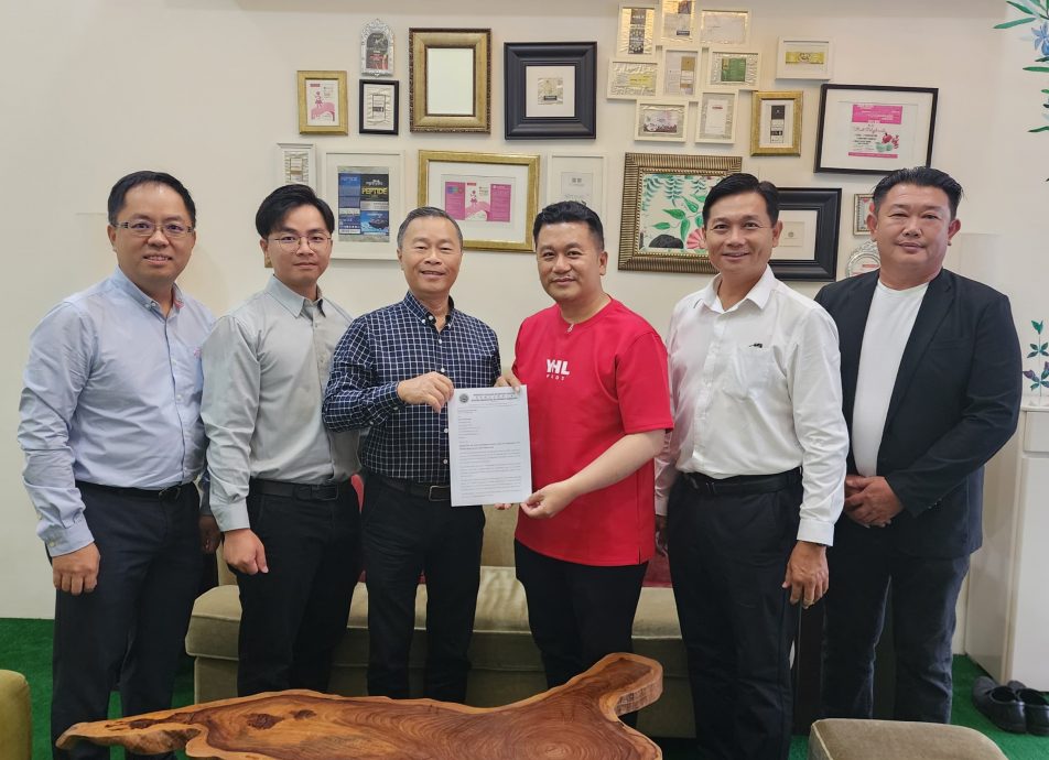 马来西亚水产商公会第27周年纪念晚宴暨支持“亚洲水产卓越品牌奖”颁奖典礼,本报有广告配合,新闻请安排刊登在全国版,并配上本报媒体伙伴logo,谢谢。