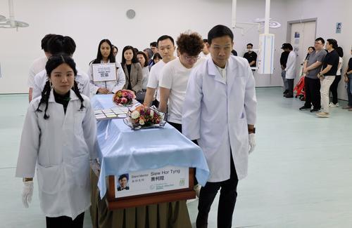 暖势力/无语良师
