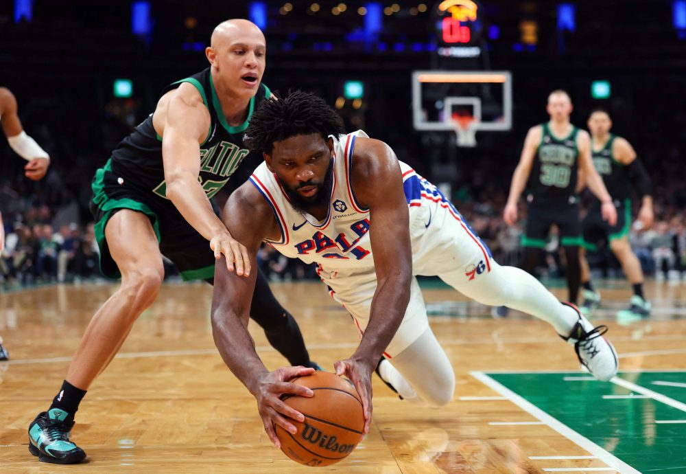 NBA季后赛|福克斯关键时刻连中9分致胜 马刺“拓荒”闯半决赛