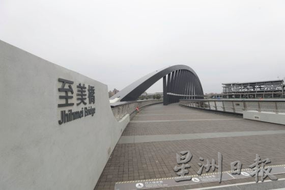 【台湾】循光而行:从嘉义灯火到台南海岸的台湾风景