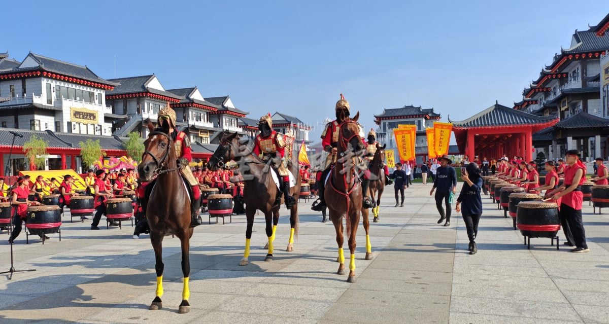 陆兆福:马华侨华人恭拜轩辕黄帝大典,体现我国在海外弘扬中华文明的重要地位