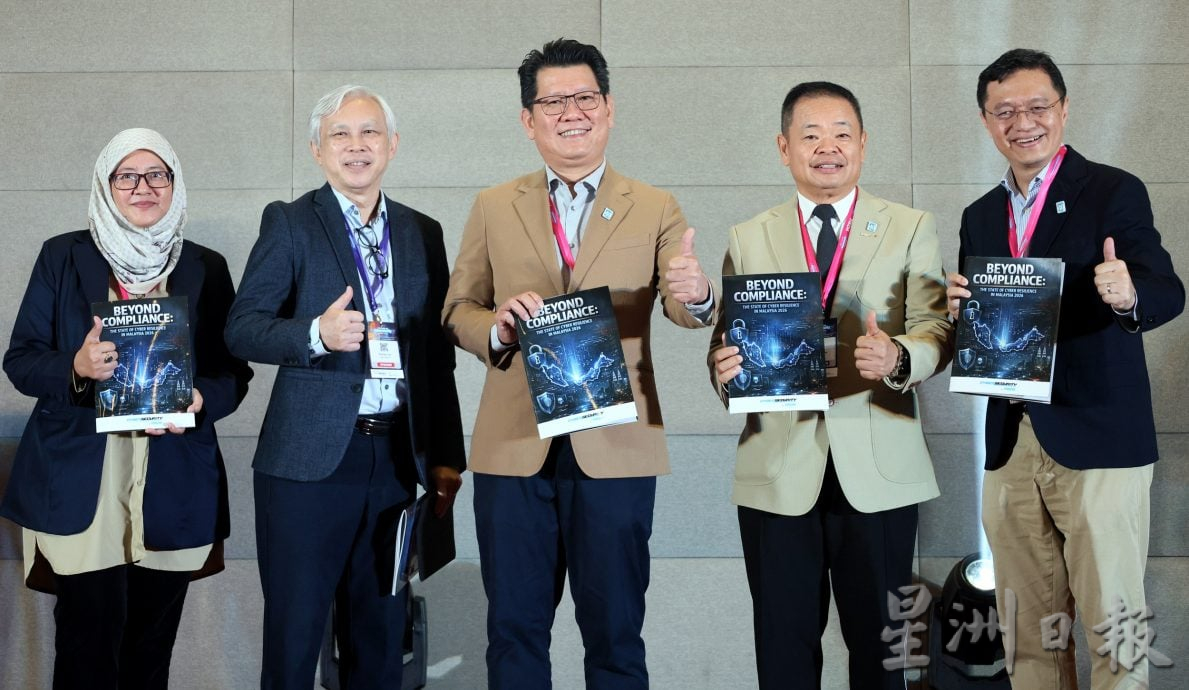 假老板开会骗走百万!PIKOM:企业必须“用AI打AI”
