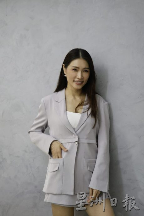 【流量变现/02】名模Amber Chia/转型网红,放下身段学习,拒绝被淘汰