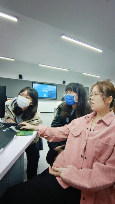 在被看见之前:一场关于表达与创作的传媒教育