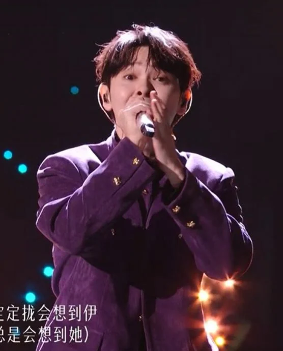 大马原住民乐师带萨配琴登《歌手》大舞台 助攻尤长靖催泪演出《阿嬷的话》