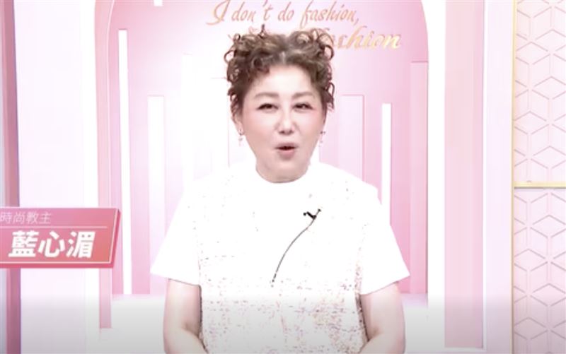 母亲节泪揭真实身世 蓝心湄自曝非妈妈亲生