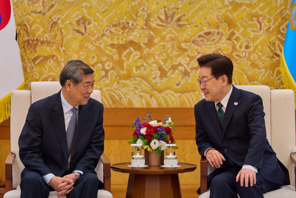 特习会前夕 美财长抵达韩国出席中美贸易对话