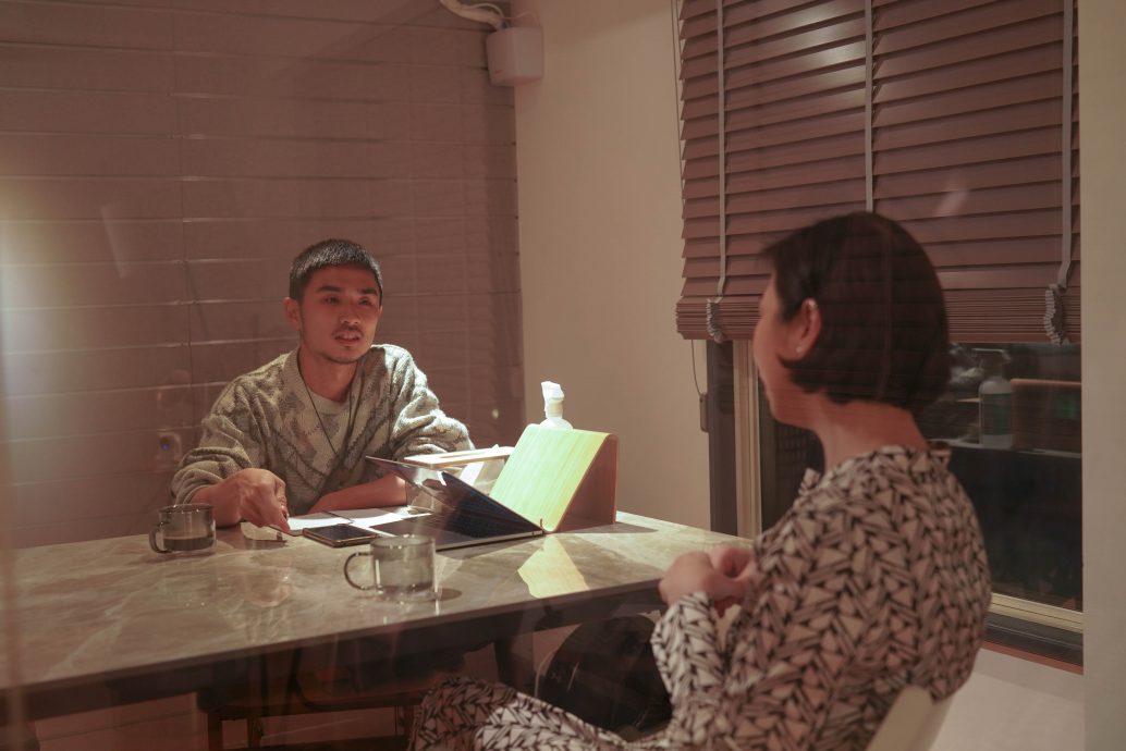 由乐评人到电影男主角 潘伟至用好奇心闯荡世界