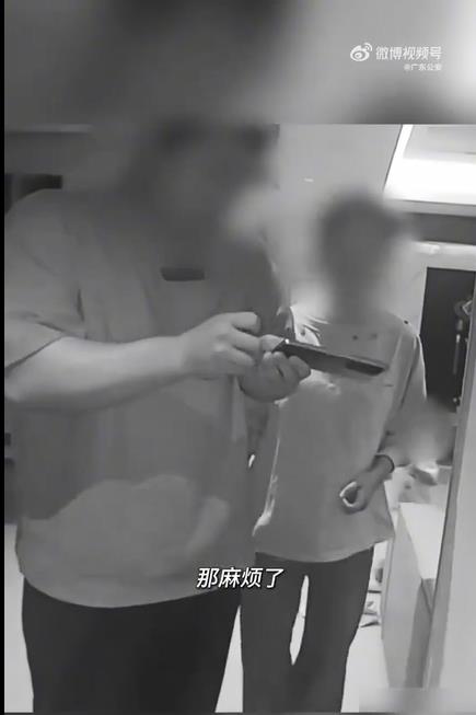 警果断喝令拔除SIM卡 珠海妇保住40万人民币积蓄