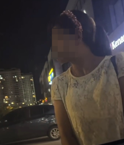 陌生女突靠近担心被迷魂? 女车主发文提醒引关注