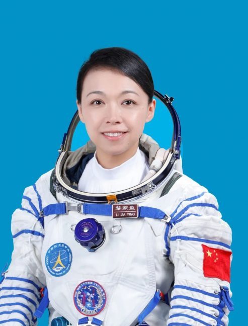 香港航天员将搭乘飞船升空