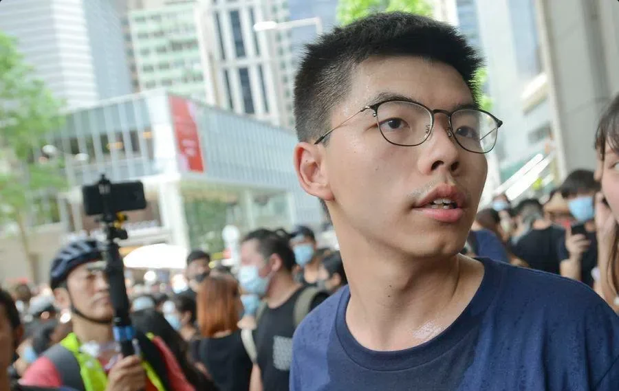 黄之锋涉串谋勾结境外势力案交付港高院处理