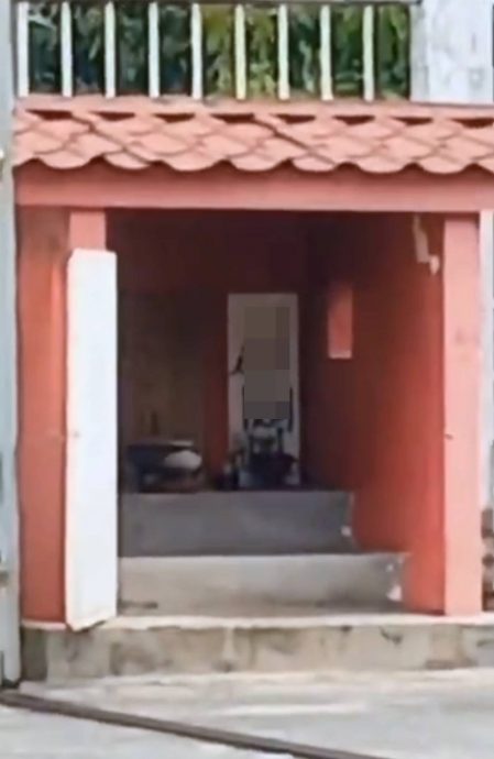 (全国版)拿督公神龛有“阿拉”字眼 五金店业者道歉撤下