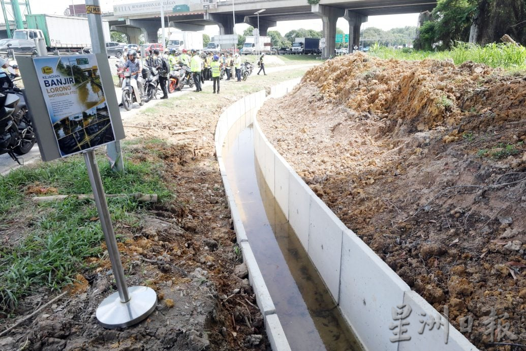 全国/ 亚历山大:耗资2000万全面大翻新 联邦大道摩托车道8月竣工