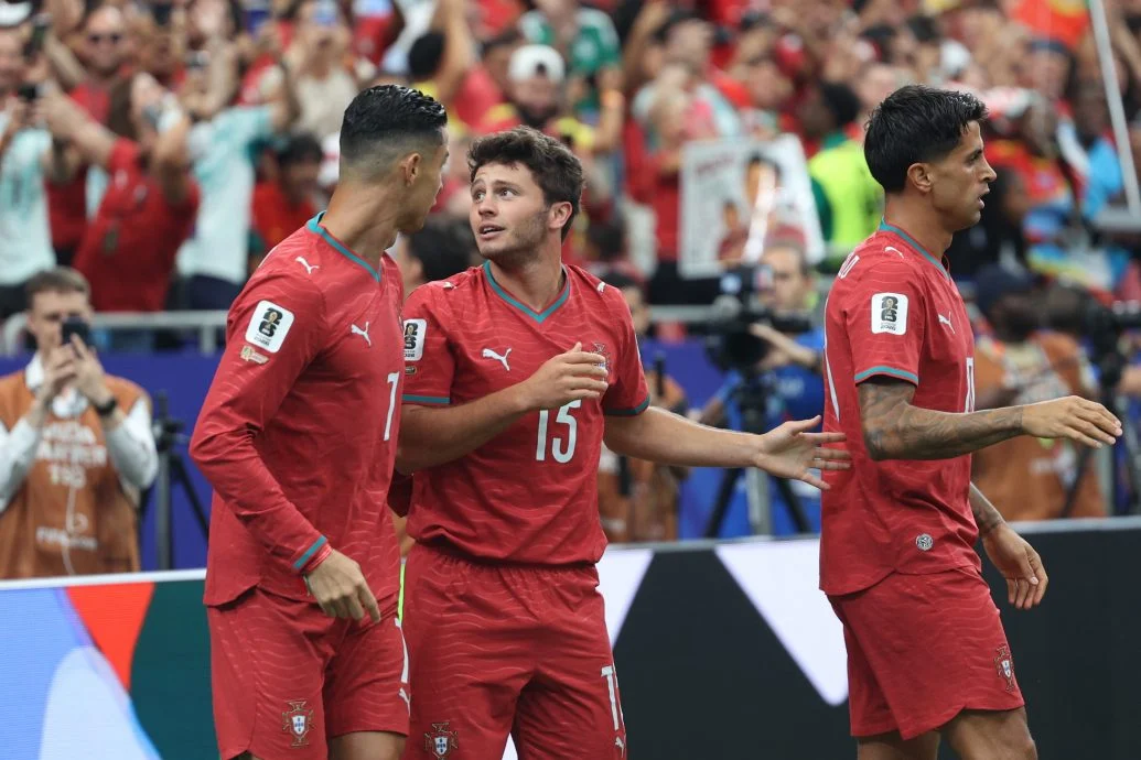 2026年世界杯| 一句“他不特别”激怒C罗迷 内维斯联同队友及女友遭网暴