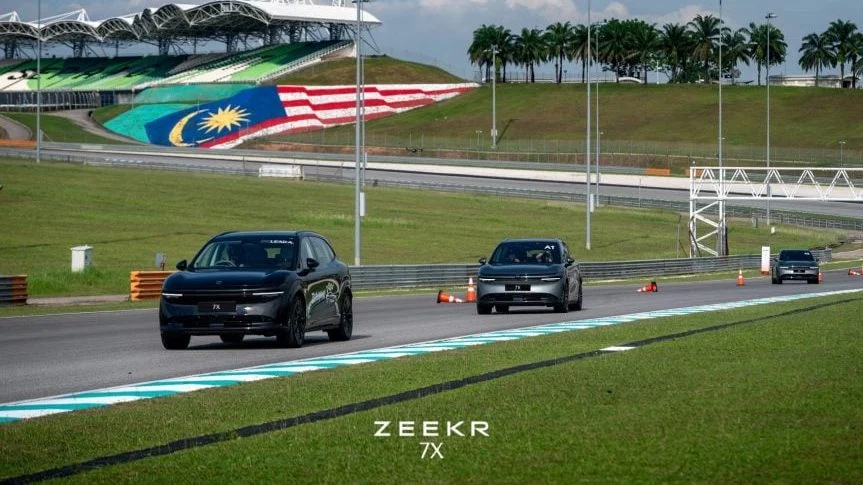 Zeekr Dynamic首站落户雪邦 近500车主体验豪华电动车赛道魅力