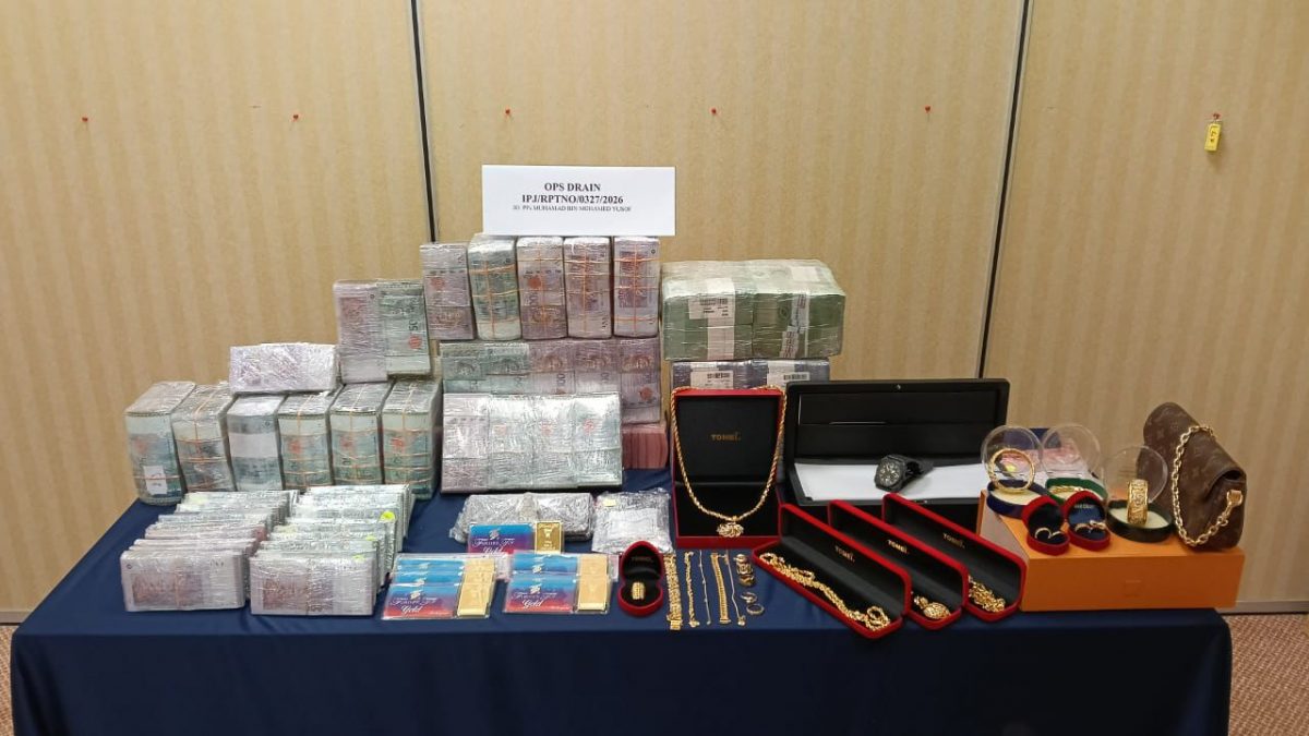 北马政府机构爆250万贪污案 公务员高管藏逾百万现金珠宝