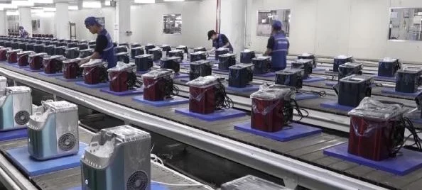 天下事 欧洲热浪 中国各类“避暑神器”卖爆 浙商:制冰机出货量激增70%