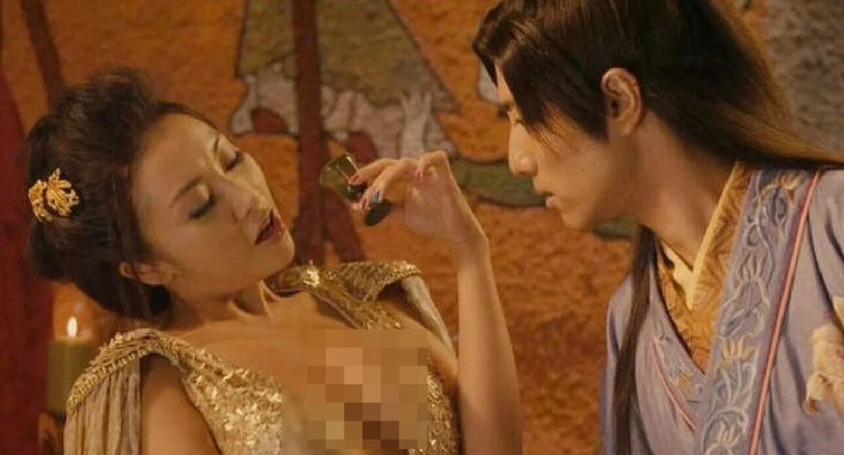 性感女神变“最美女司机” 42岁雷凯欣转行驾德士