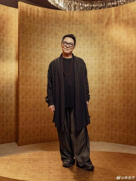 爆利智送房留钱给前妻女儿 李连杰:够她们花到100岁
