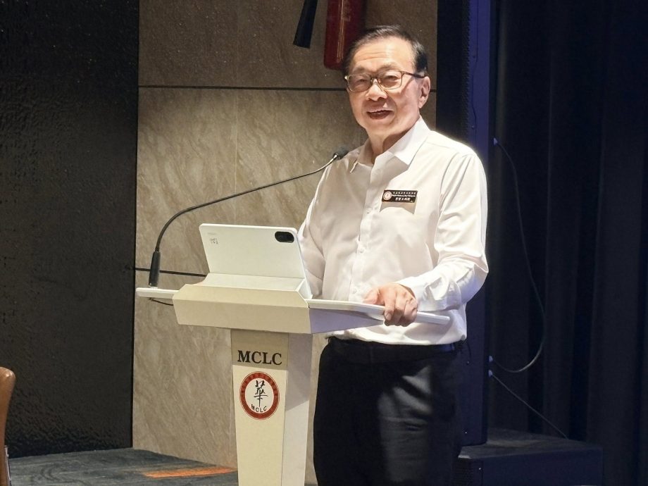 王鸿财:共享教学经验与成果 让更多学生从中受益