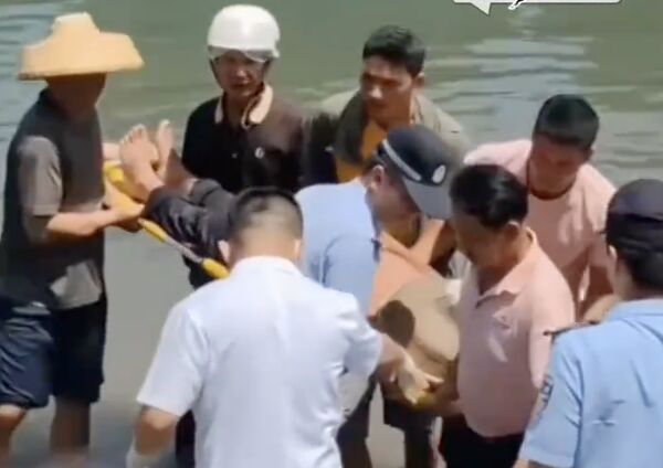 男子落海“奇幻漂流”七昼夜被渔民救起 靠生吃螃蟹捡回一命