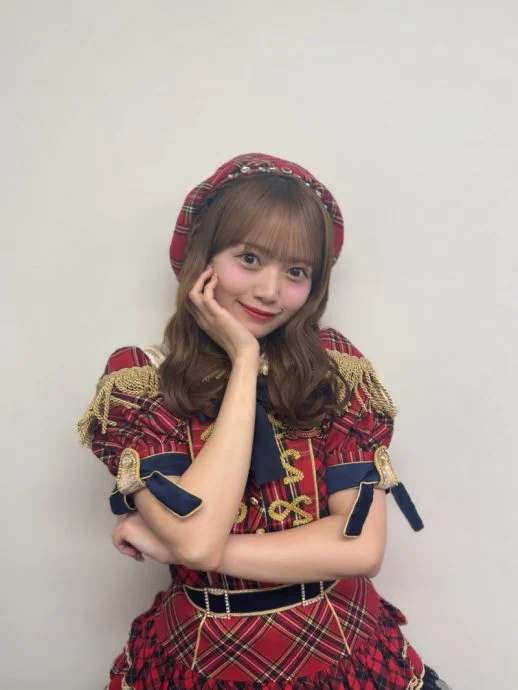 私约粉丝遭AKB48解约 花田蓝衣哭诉被逼剃头道歉