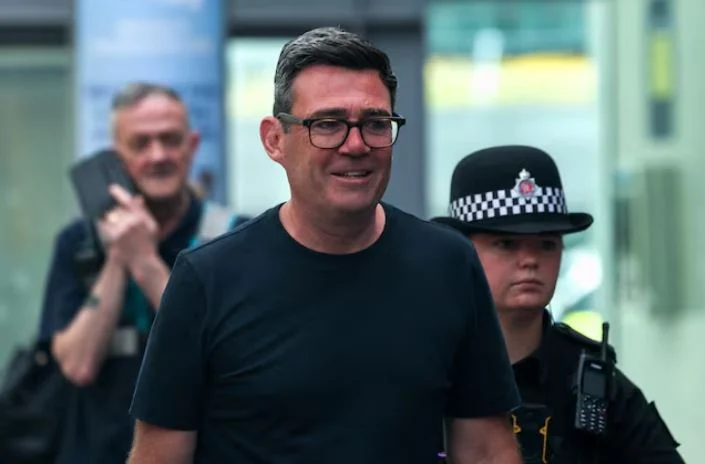 英国“准首相”将亮出首份执政蓝图