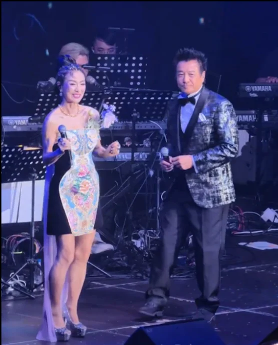 街头被捕获单手插袋走猫步 石修遭侃:像拍戏去交赎金