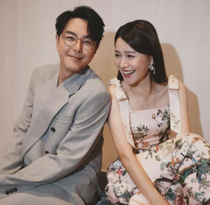 陈展鹏纸戒指“逼婚”遭取笑 萧正楠向黄翠如求4次婚