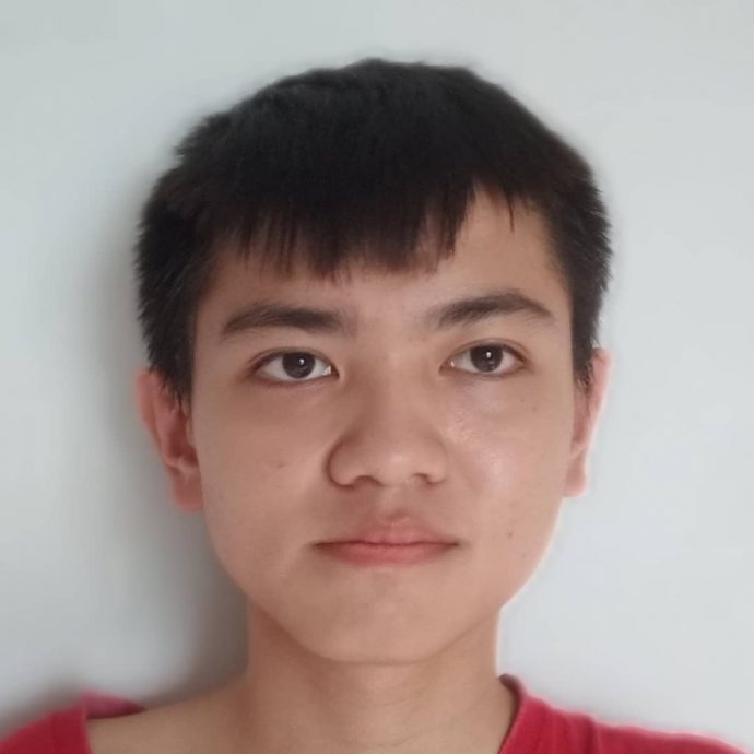 (主文)年轻人/文丁综合国中华语演讲比赛 鼓励参加者挑战自己站上舞台 散发勇气与自信