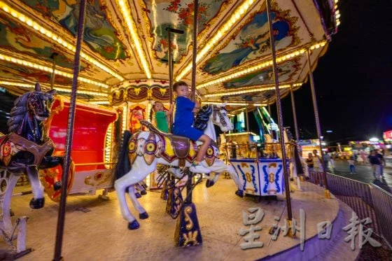 【流动的娱乐/03】Euro Fun Park:承载欢乐的移动乐园