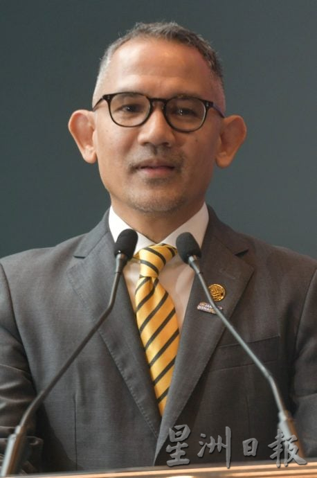 已签发/68银行职员破骗局·拦截逾1亿流入诈骗分子口袋