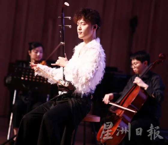 香港音乐才子朱芸编 从二胡演奏家到电影配乐师
